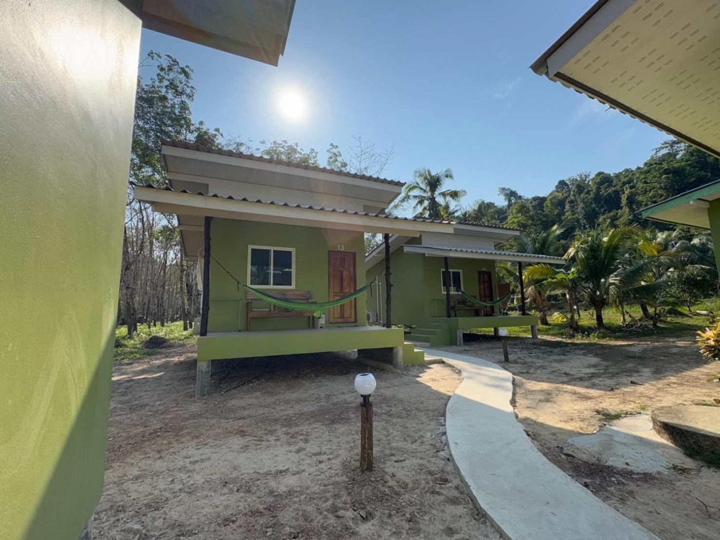 Suan Nai Kokut Resort Ko Kut Exterior photo