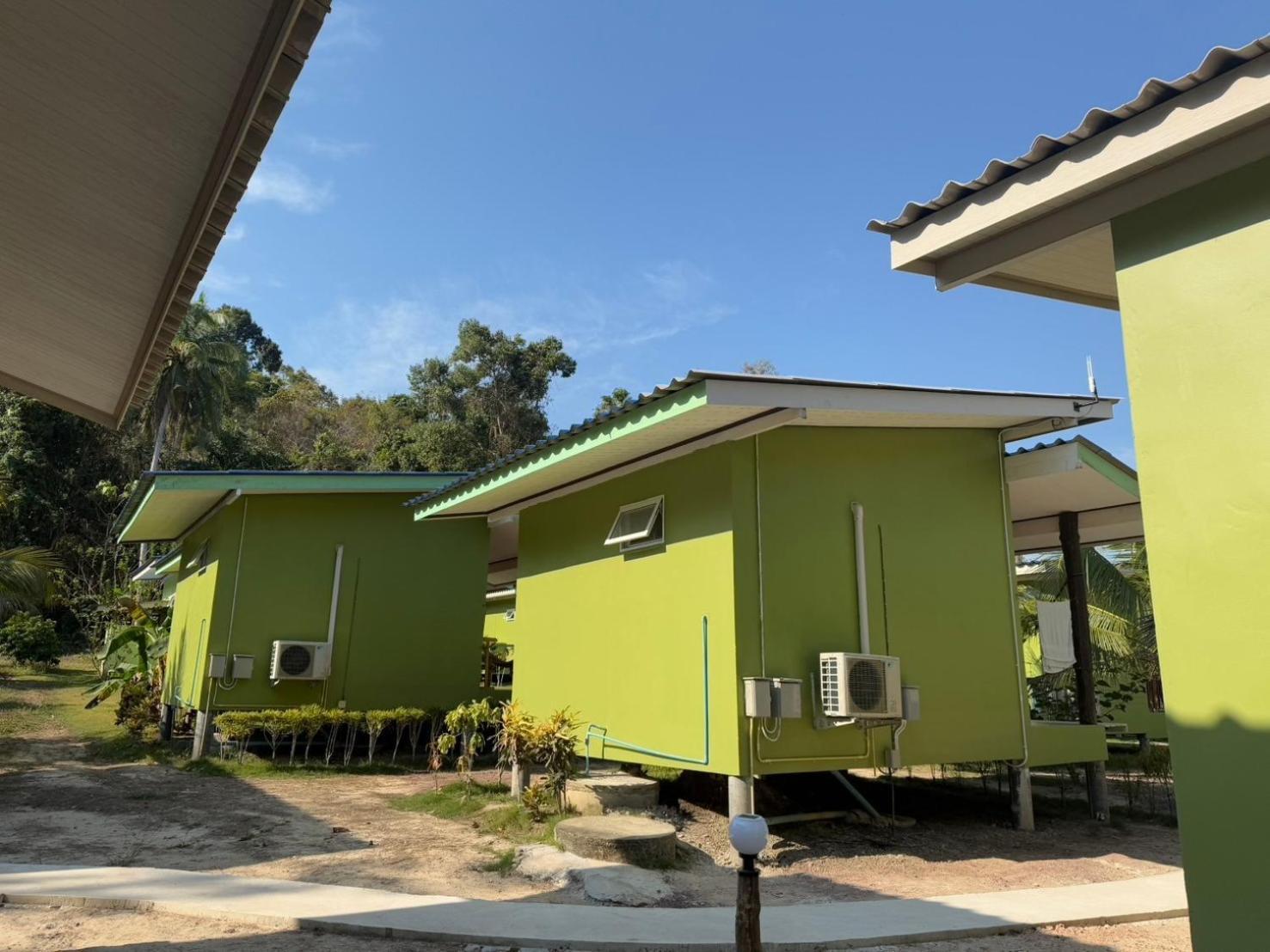 Suan Nai Kokut Resort Ko Kut Exterior photo
